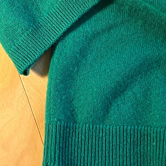 Talbots Emerald Pure Cashmere Sweater - Picture 3 of 7